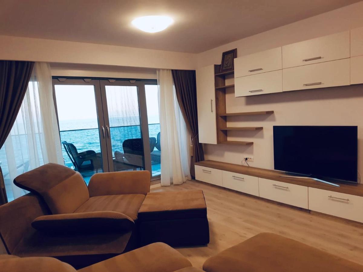 Wave 2 Mamaia Prima Linie Vedere La Mare 120Mp Năvodari المظهر الخارجي الصورة
